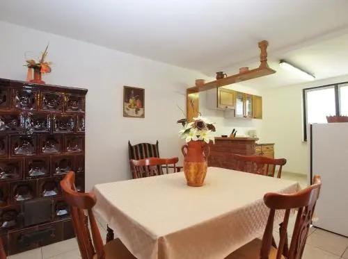 Apartment Emil 1568