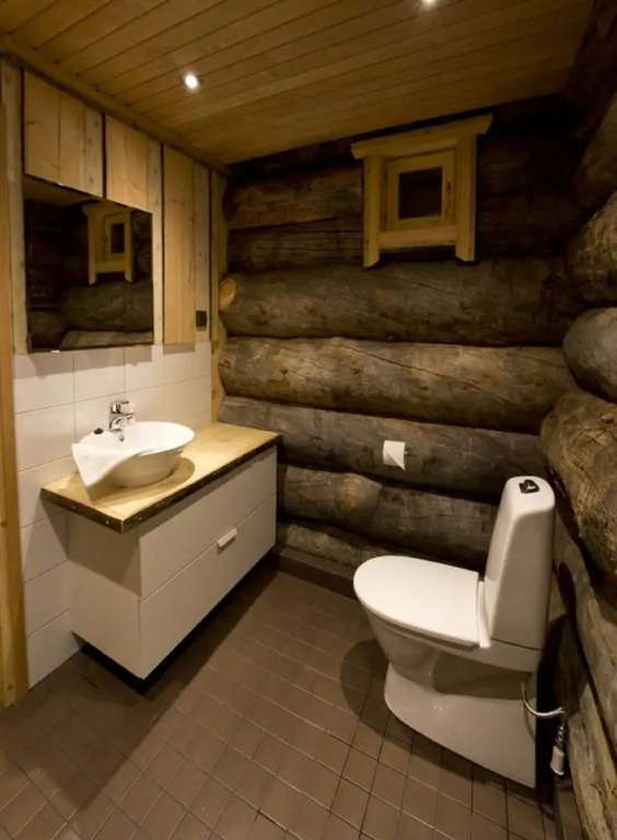Nellim Igloos