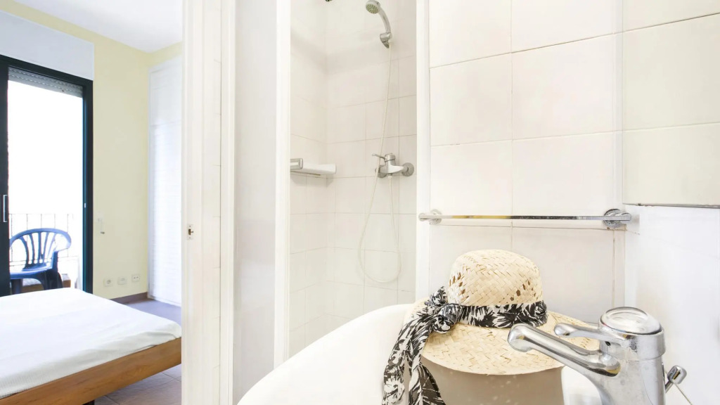 Ana 1 in Llafranc With 3 Bedrooms and 2 Bathrooms