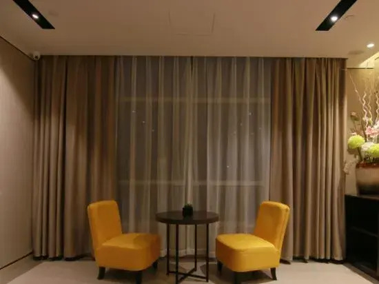 Homeinn Plus Hotel (Weihai Railway Station Hanlefang Pedestrian Street)