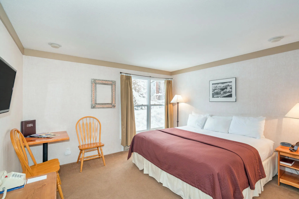 Mountainside Inn