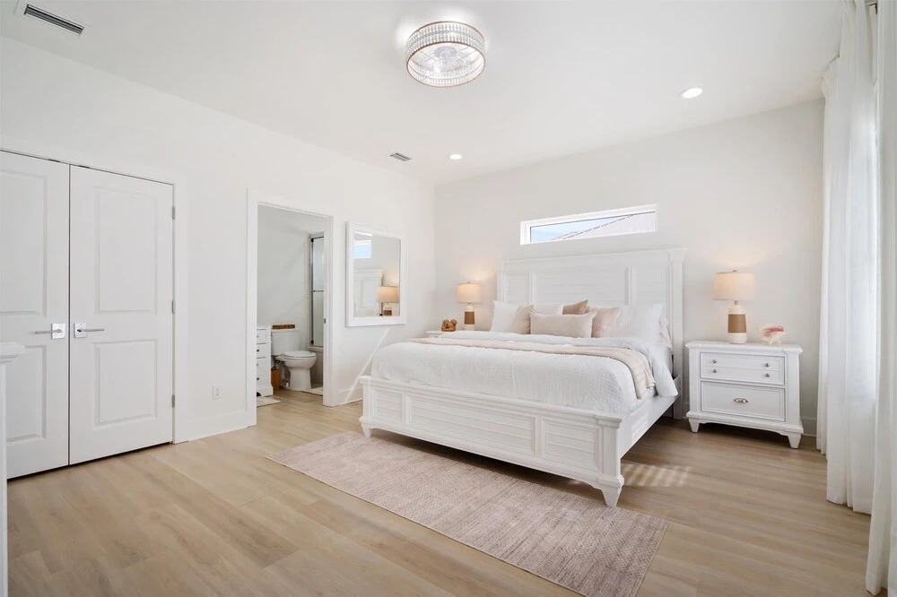 The Anchored Lighthouse - 2630 Bienville Blvd 5 Bedroom Home by RedAwning