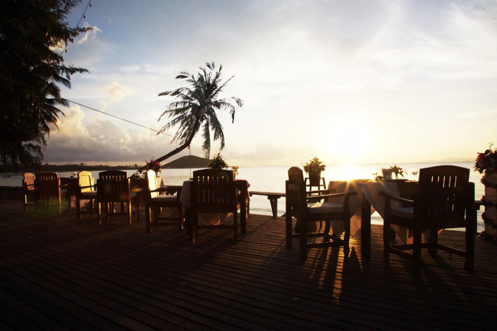 Lipa Lodge Beach Resort