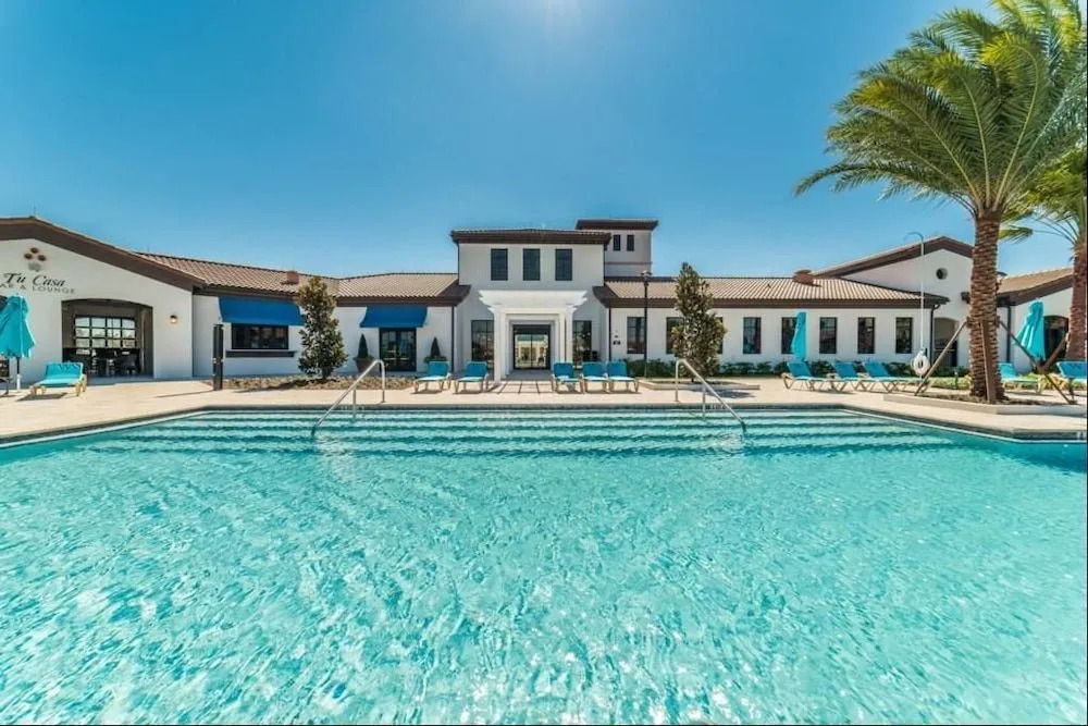 Contemporary Retreat 5 Bedroom Private Pool Home-near Disney