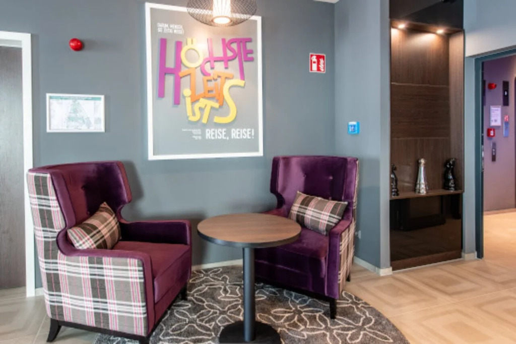 Premier Inn Stuttgart City Centre