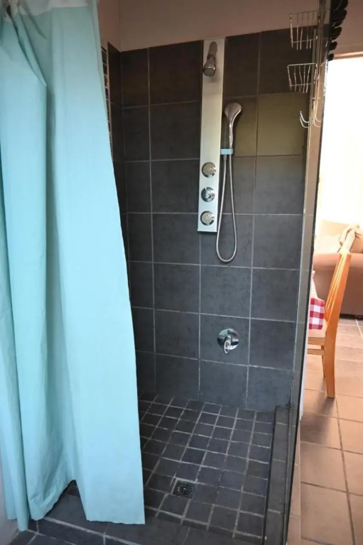 Cosy 2 bedroom flat for 4