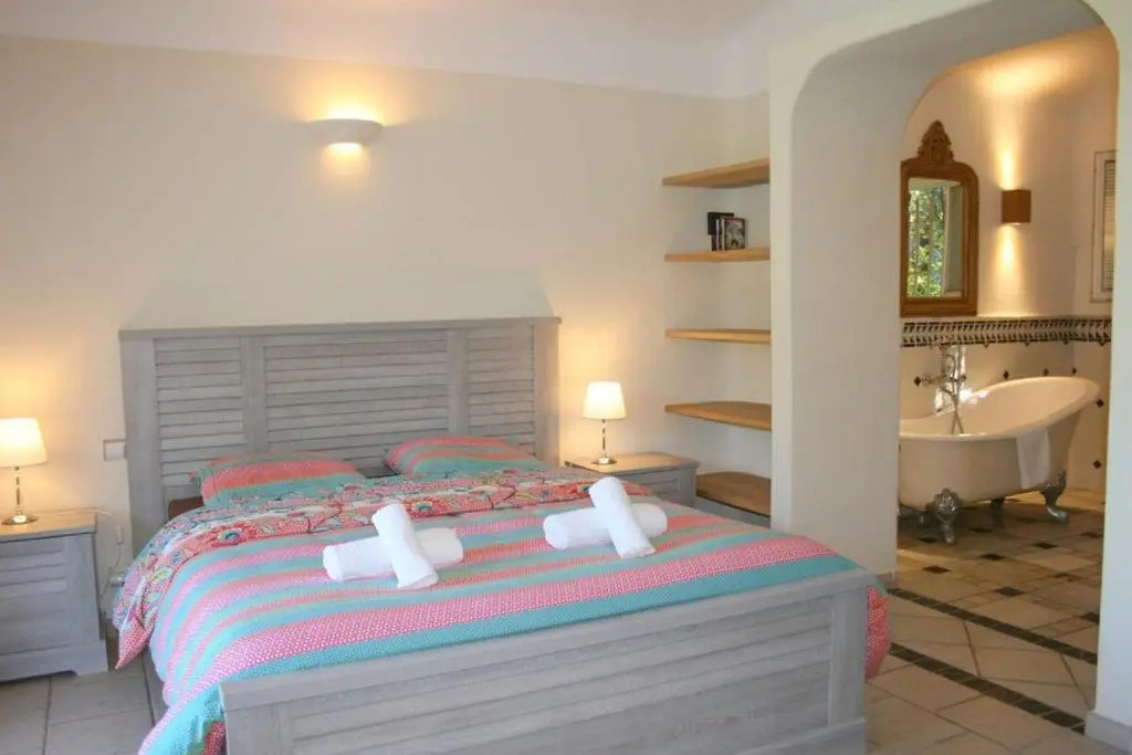 Villa Lucendiluna 14 personnes piscine plage 5min le paradis