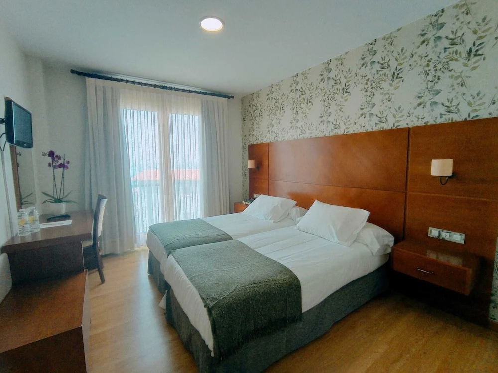 Hotel A Raíña