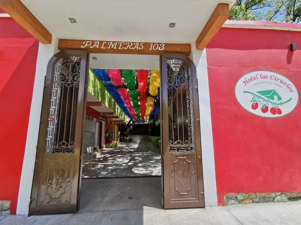 Los Ciruelos Oaxaca