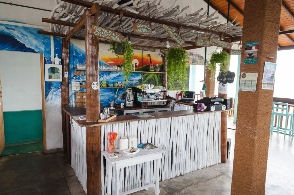 Hangtime Hostel
