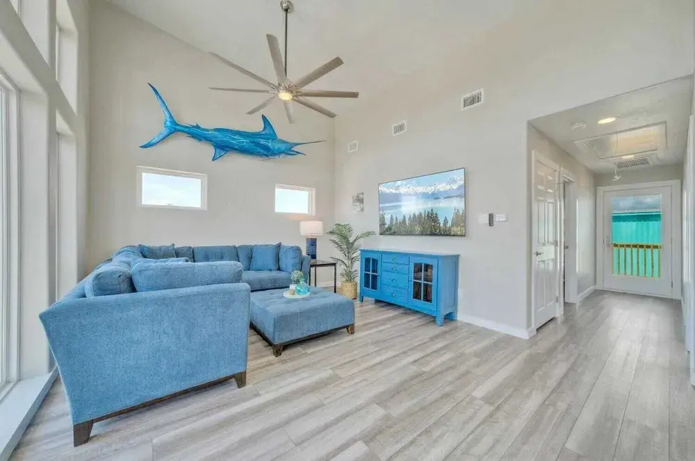 Dean Marlin by Avantstay Stunning Old Town Home!