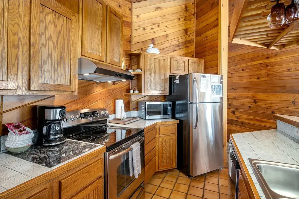 Stutzhaven in the Mountains - 2 Br Home