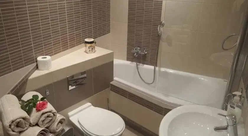 Abra Apartment