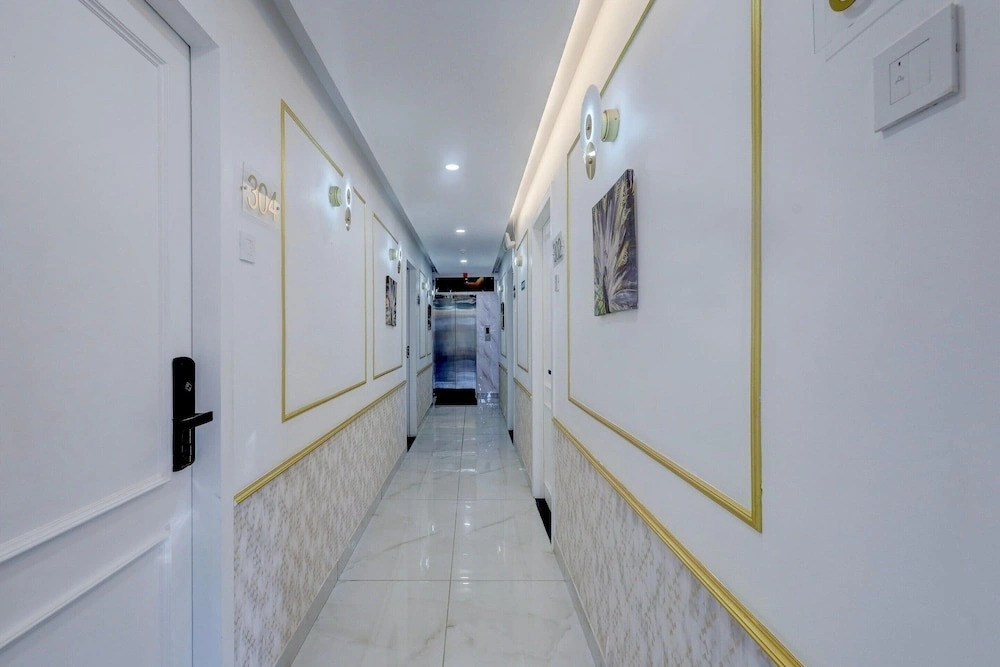 Deluxek.k Nagar Residency