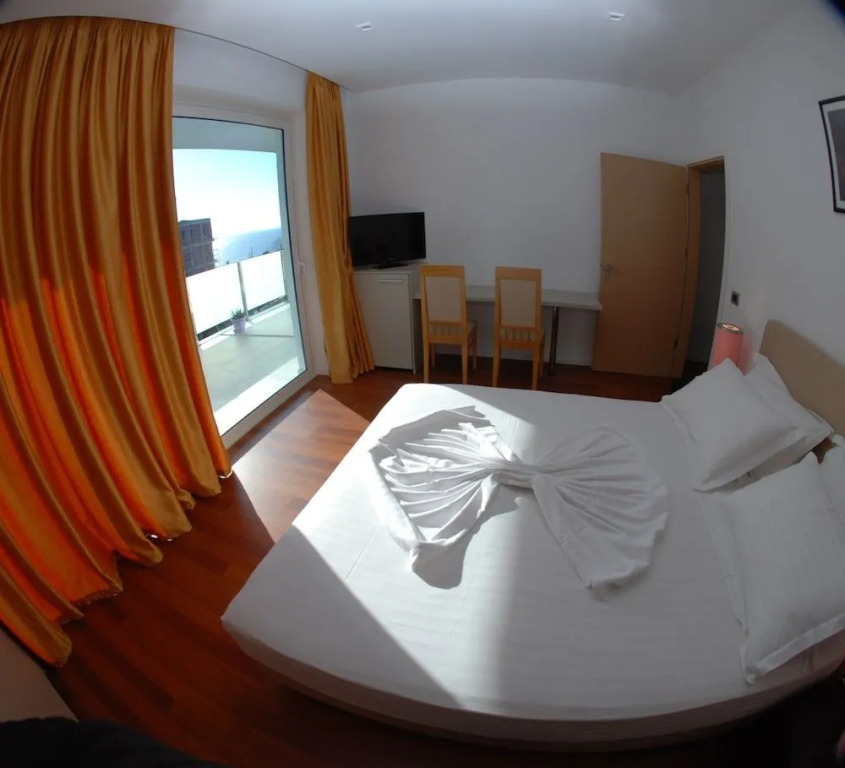 Sunset Aparthotel