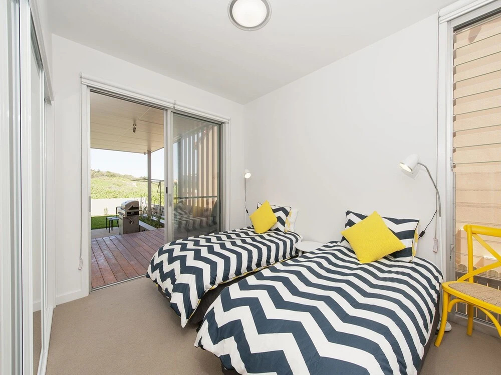 Seas the Day, 41B Ocean Avenue