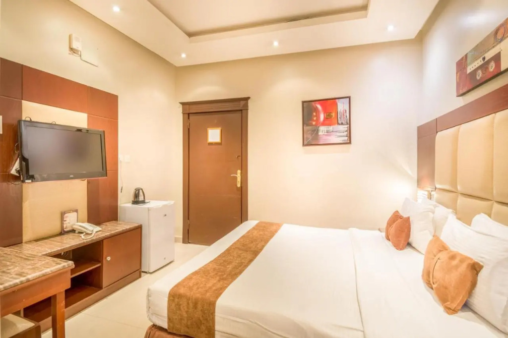 Al Muhaidb Residence SWIDI 24 - Economic