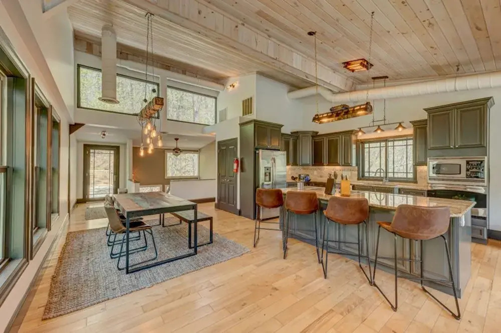 Falcons Nest by Escape to Blue Ridge