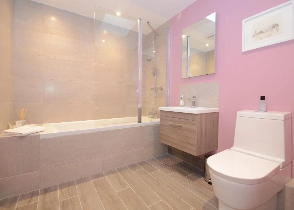 Lucy's Lodge- Most Stylish Apartment On Vibrant Bishy Road