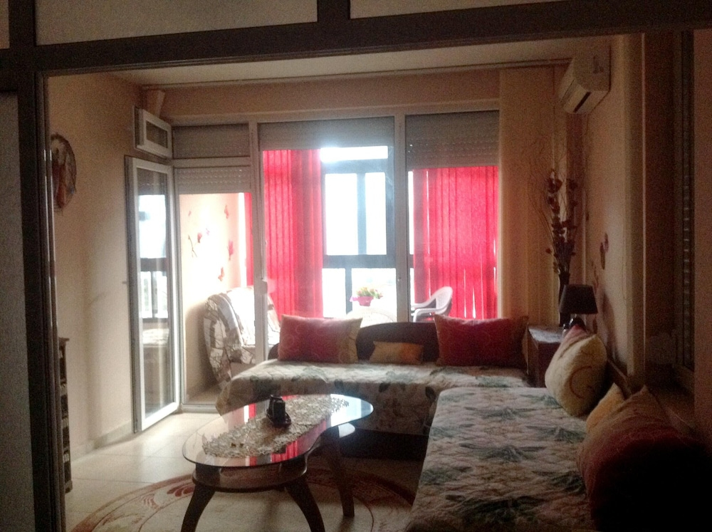 Apartment With 2 Bedrooms in Pomorie, With Terrace and Wifi Near the Beach