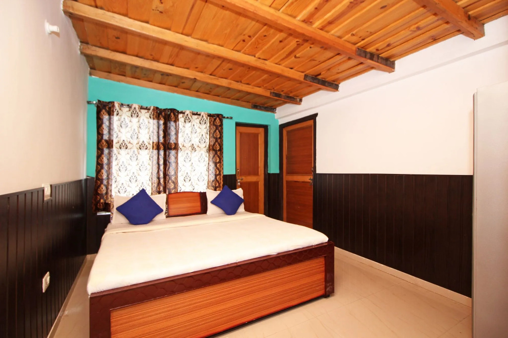 Js Homes by OYO Rooms