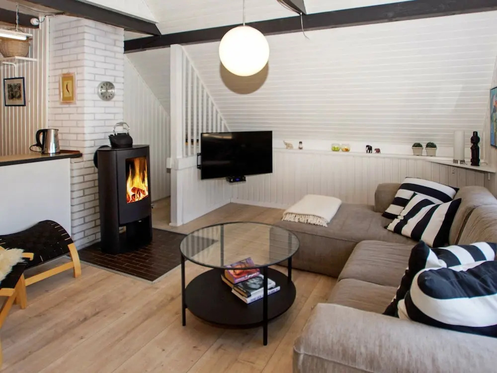Pet-friendly Cottage in Hemmet With Garden