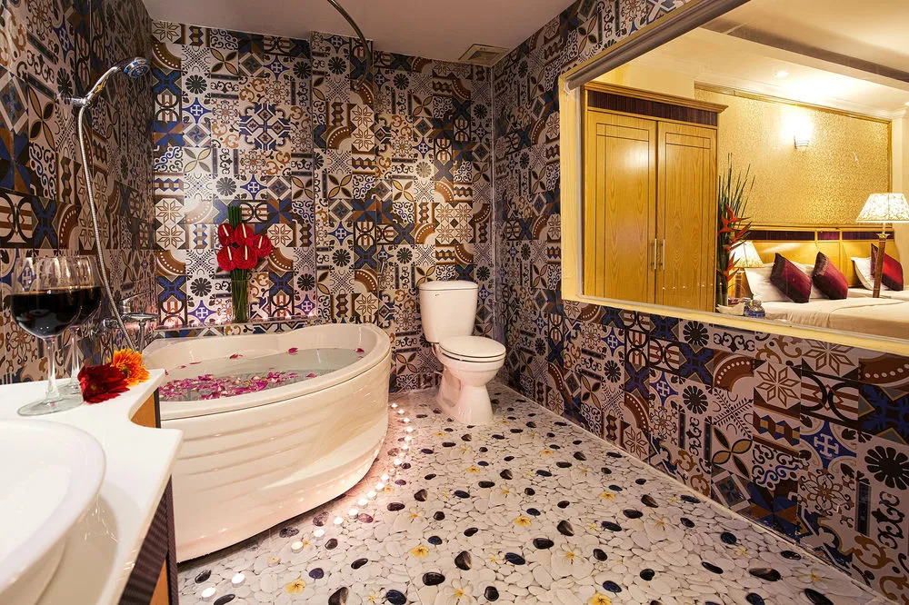 Goldland Hotel