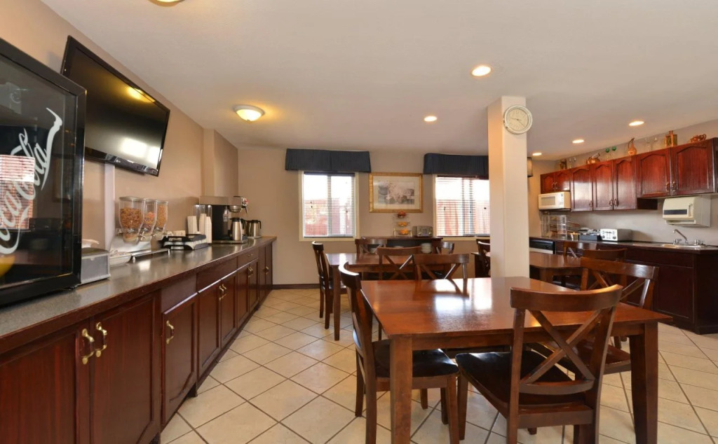 Canadas Best Value Princeton Inn & Suites