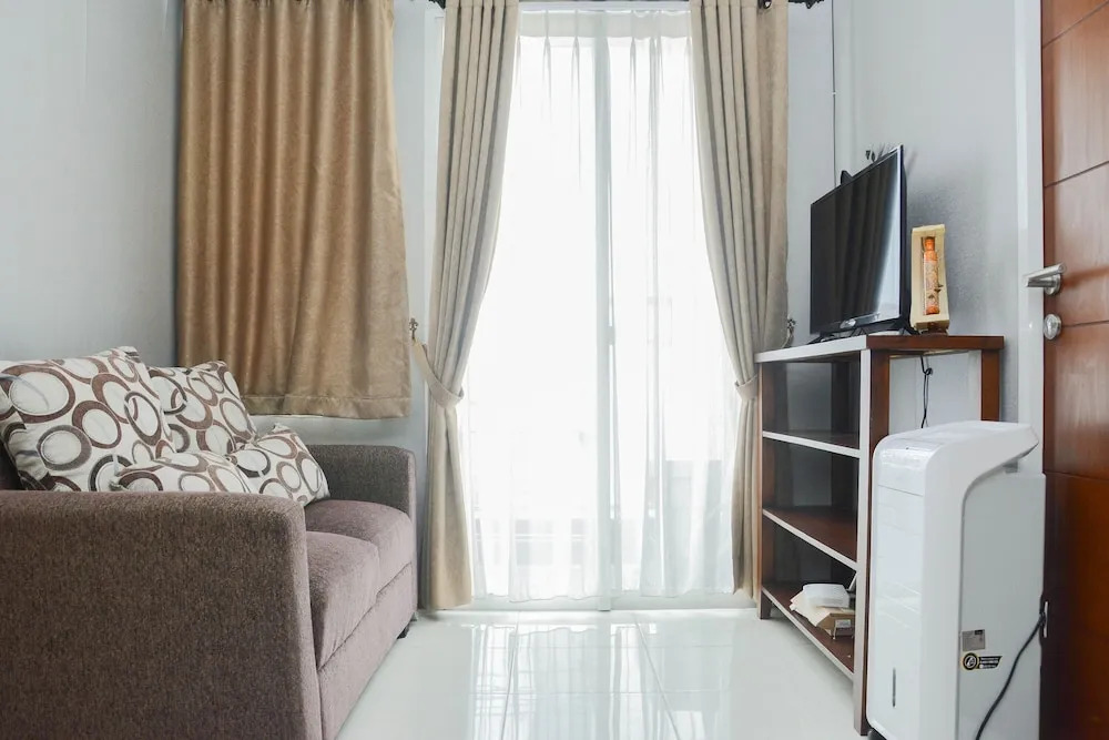 2BR Taman Melati Apartment near Universitas Indonesia By Travelio