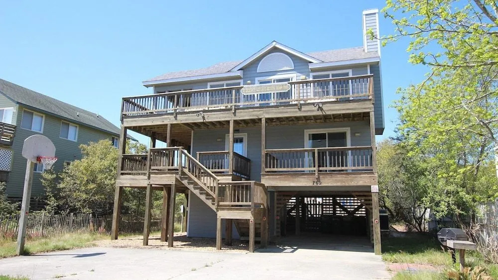 It doesn't get better than this! - 4 Br Home