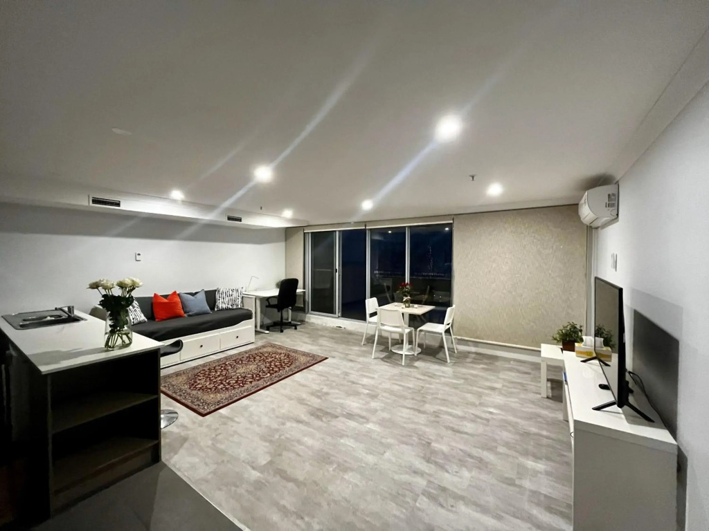 One-bedroom Apartment in the Centre of the City
