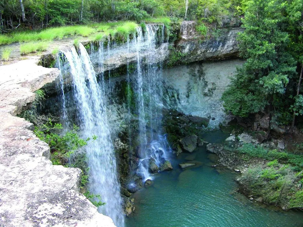 Edena Kely
