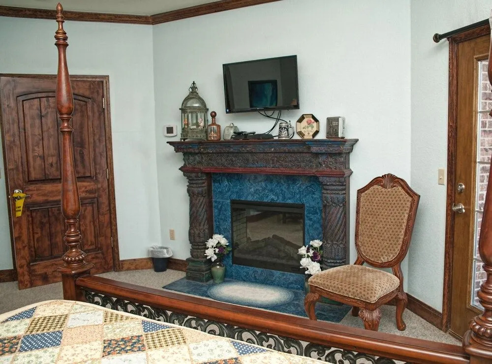 Yellow Rose Inn