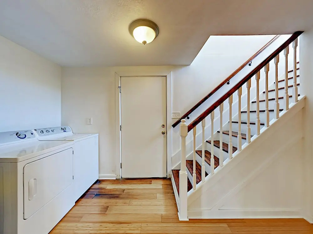 1309 Ave N Home 4 Bedrooms 3 Bathrooms Home