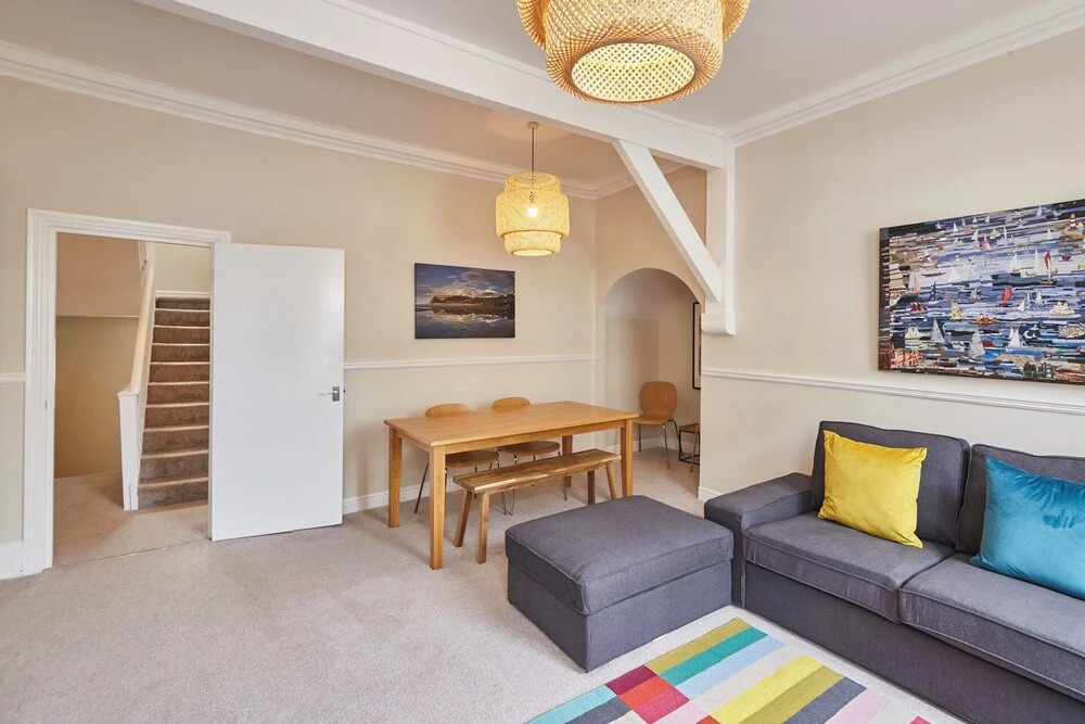 Host Stay Apartment 1