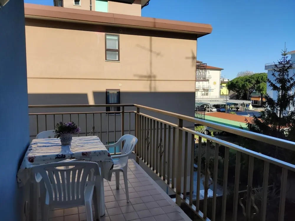 Spacious Apartment Close to the Beach