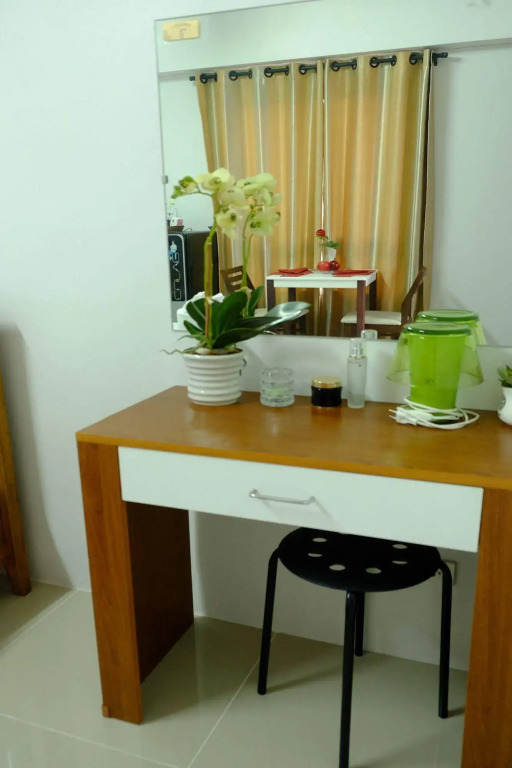 I-Home Residence and Hotel