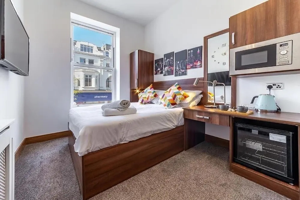 Earls Court 205