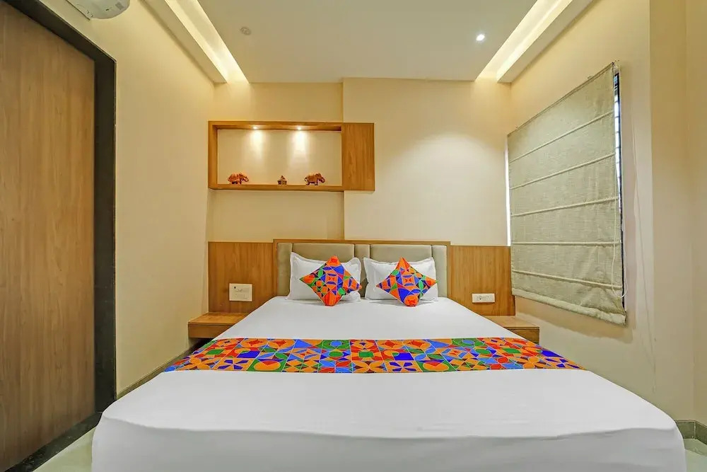 FabHotel Shri Shreeyam Stay