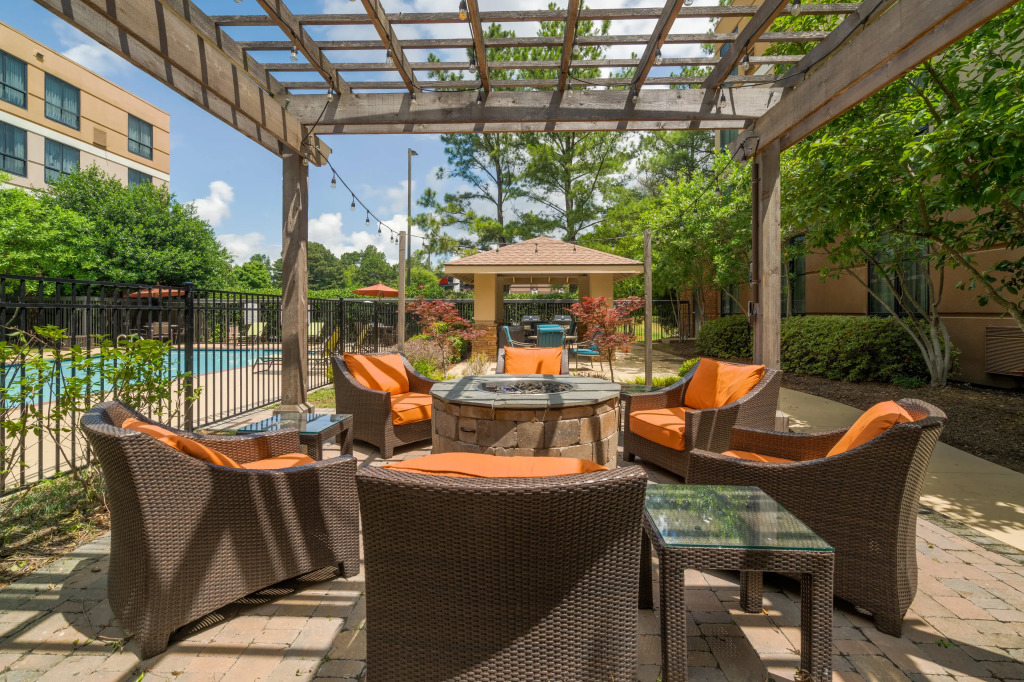 Staybridge Suites Memphis-Poplar Ave East by IHG