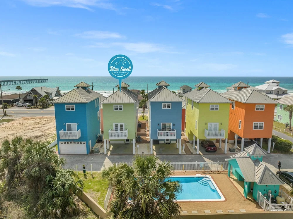 Across Street from Beach - Close to Pier Park - Sleeps 6