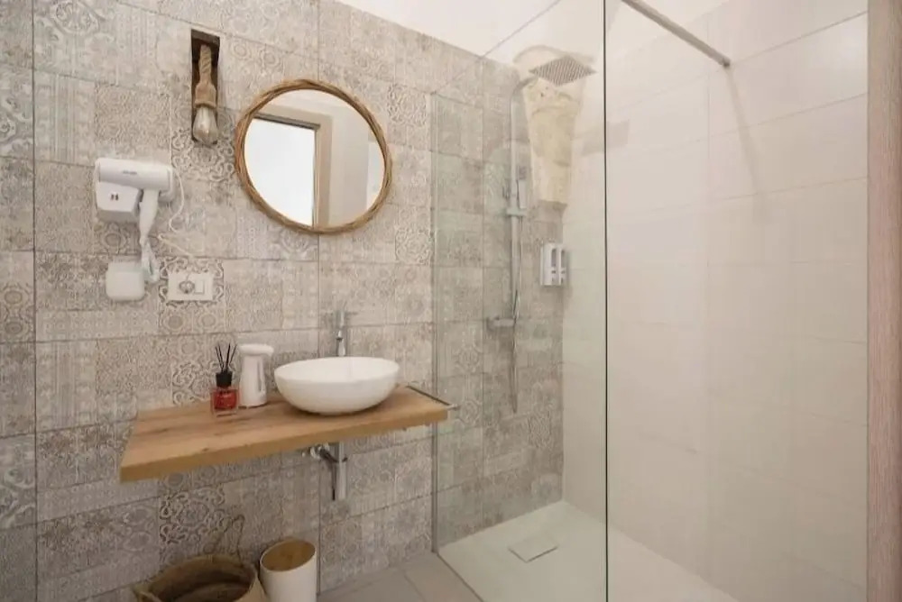 Dimora Giulia Luxury Suite and Room