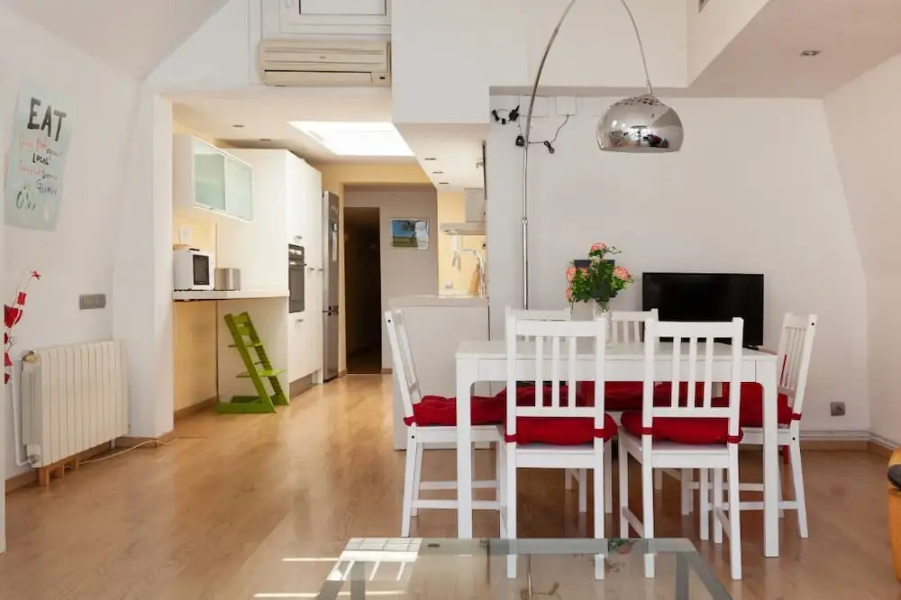 Centric Apartment Barna