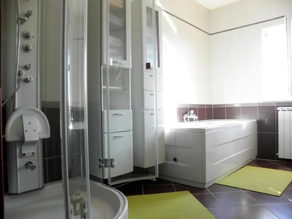 Villa Paula / Three Bedrooms H1