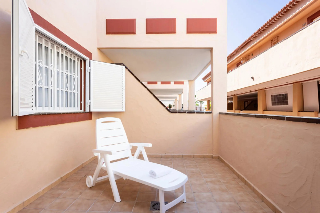 Home2Book The Heights Los Cristianos, Pool