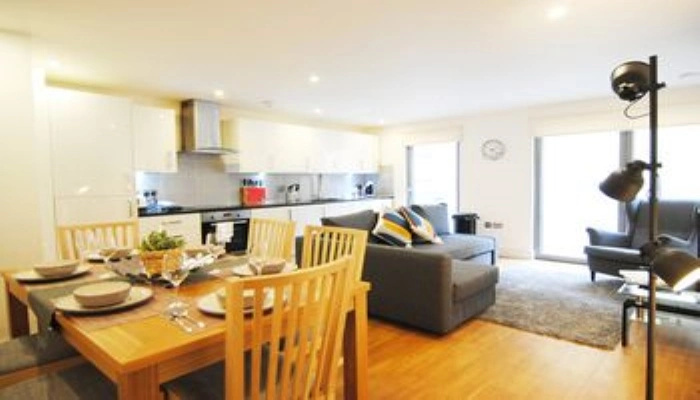 Modern Apartments in Bayswater Central London FREE WIFI & AIRCON by City Stay Aparts London