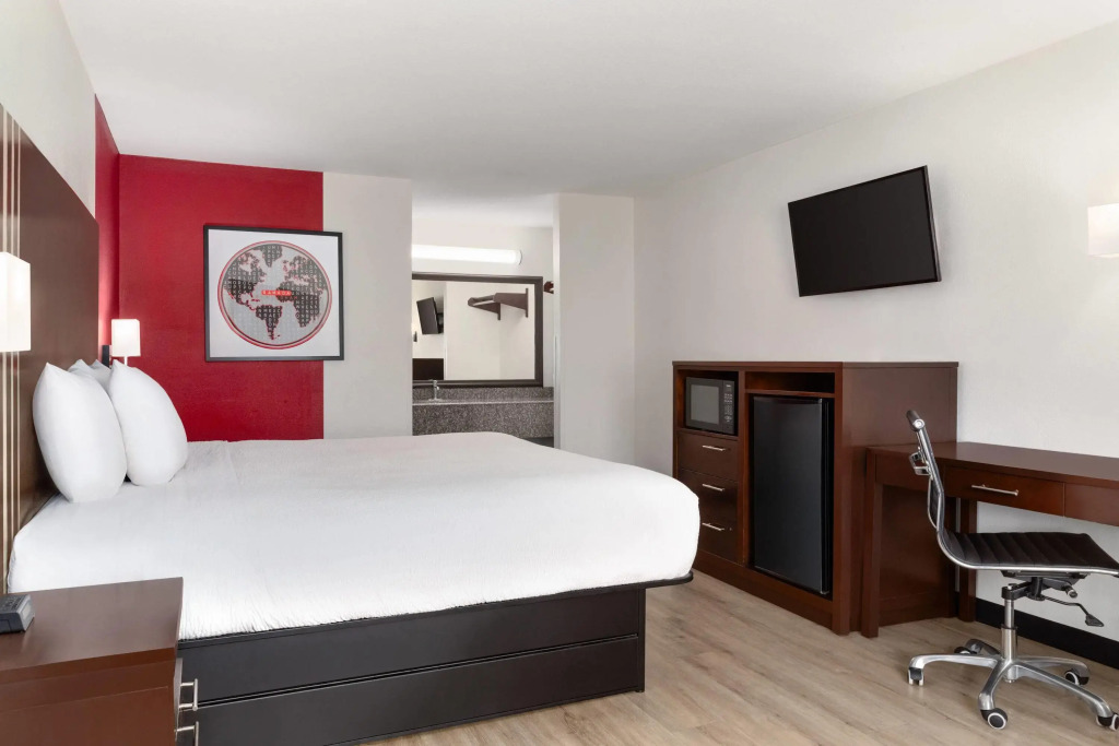 Ramada by Wyndham San Antonio Near SeaWorld - Lackland AFB