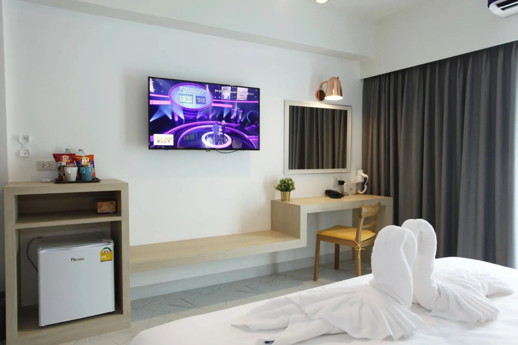 Port Canary Hotel