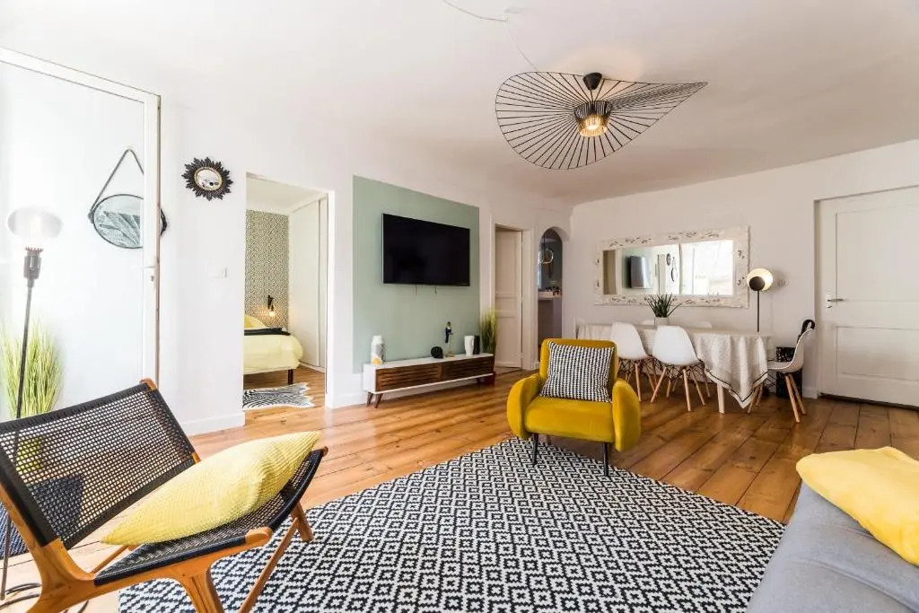 POP KEYWEEK Apt 3 bedrooms with terrace & parking Biarritz city center