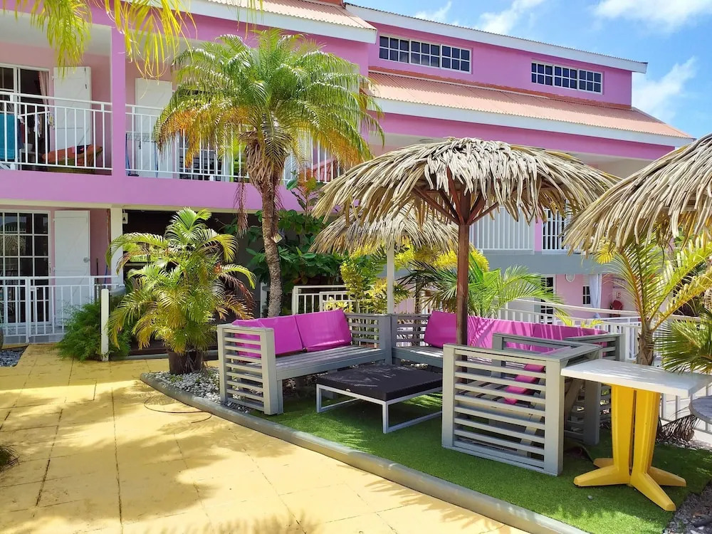 Apartment With one Bedroom in Sainte-anne, With Shared Pool, Enclosed Garden and Wifi - 3 km From the Beach